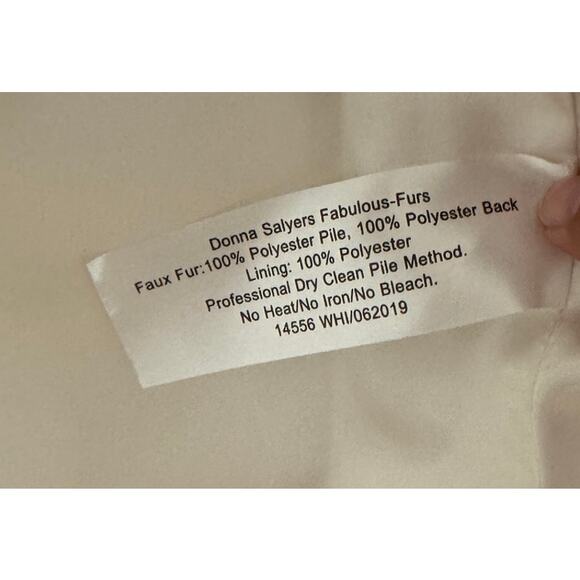 Donna Salyer's Fabulous White Faux Fur Coat XS - Picture 7 of 7